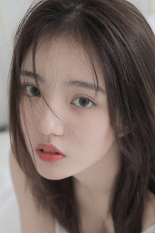 美丽姑娘免费观看在线观看高清版